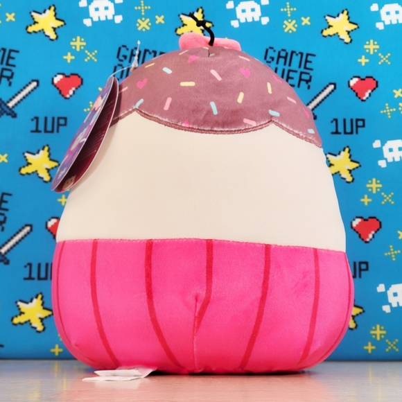 Squishmallow Elpha the Cupcake 8" UltraSoft Valentine's Day Toy Plush NWT - Picture 2 of 6